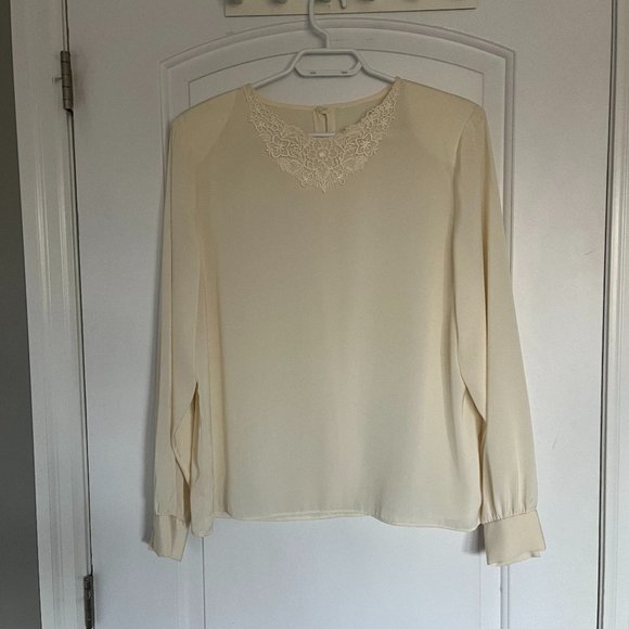Cream sheer long-sleeved blouse with lace detail - no tag - Picture 1 of 5
